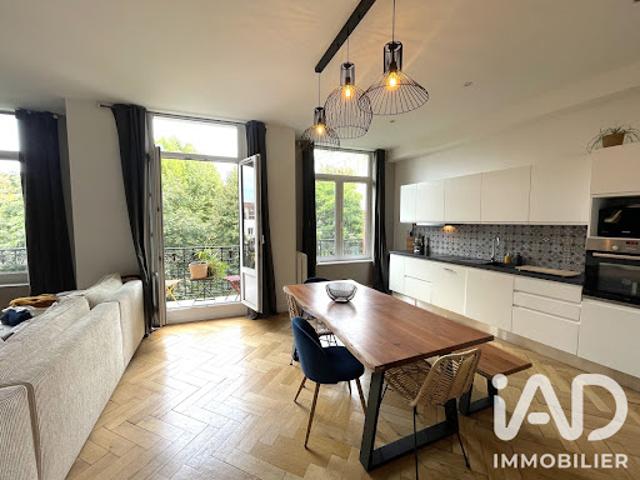 Location Appartement 3 pièces 82 m2 La Madeleine