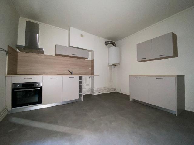 Location Appartement 3 pièces 82m² BESANCON 25000