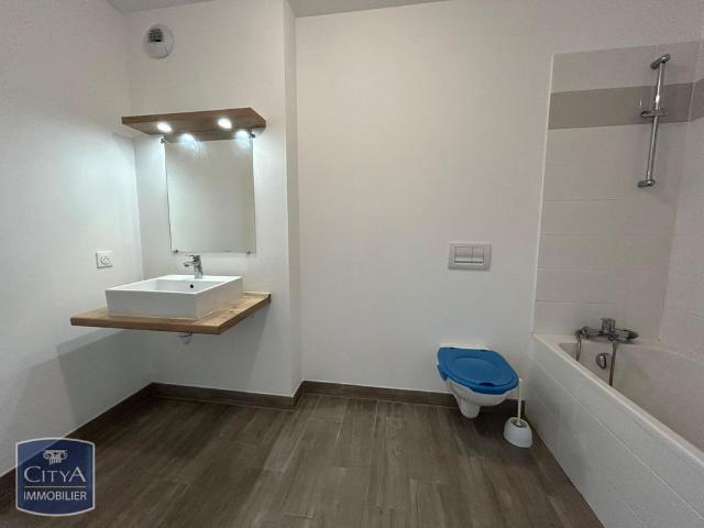 Location Appartement 3 pièces 82m² MONTEUX 84170