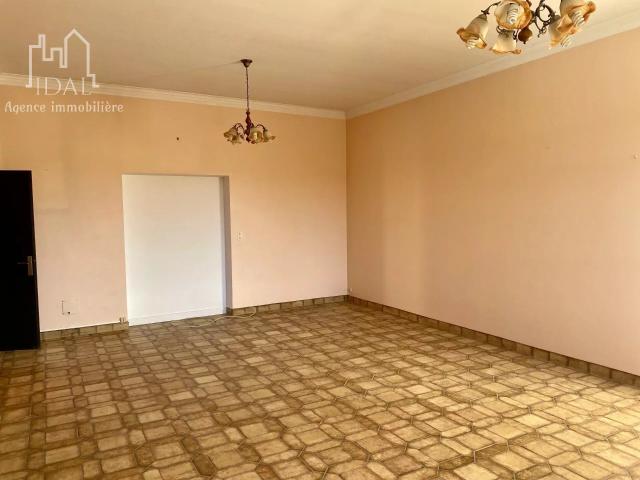 Location Appartement 3 pièces 87 m2 à Sévérac d'Aveyron