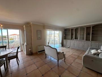 Location Appartement 3 pièces 87m² ST LAURENT DU VAR 06700