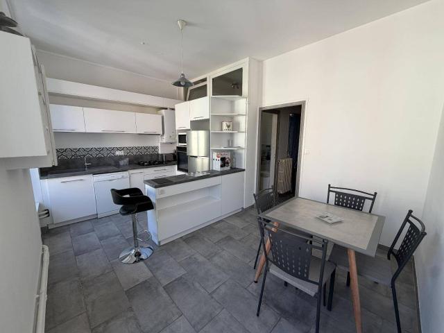 Location appartement 3 pièces 84.55 m² à Mâcon 71000 4 1 100 €