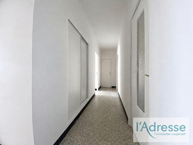 Appartement 3 pièces Ajaccio 84.00m² 906€ à louer l'Adresse