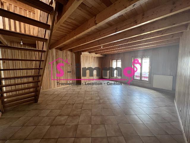 Location Appartement 3 pièces 84 m2 Luxeuil les Bains