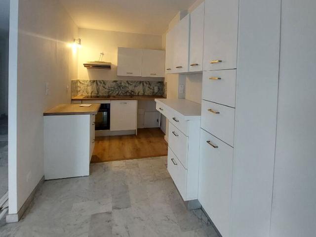 Location Appartement 3 pièces 84m²