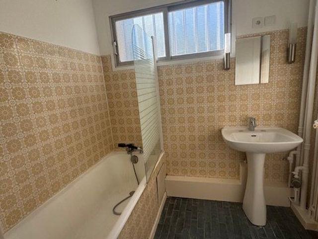 Location Appartement 3 pièces 84m²