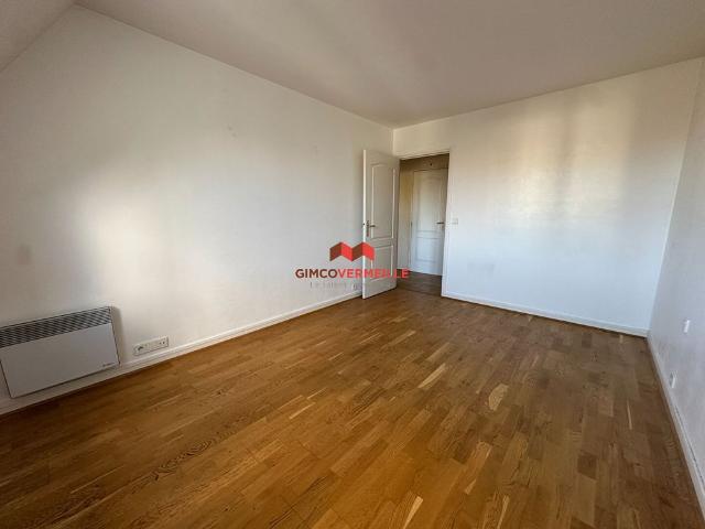 Location Appartement 3 pièces 84m²