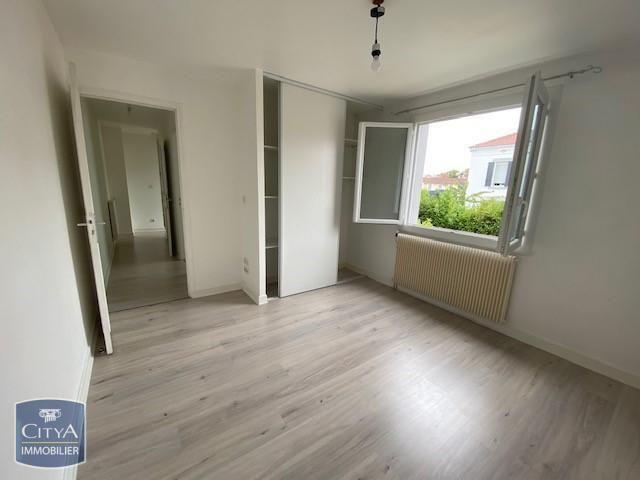 Location Appartement 3 pièces 84m² AGEN 47000