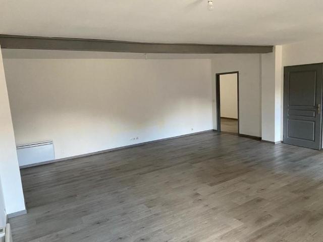 Location Appartement 3 pièces 84m² BESSEGES 30160