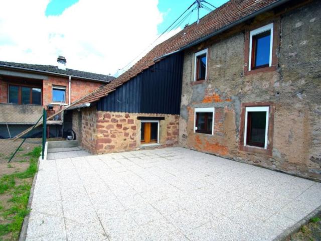 Location Appartement 3 pièces 84m² LUTZELHOUSE 67130
