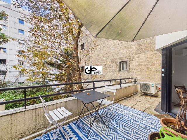 Location Appartement 3 pièces 84m² PARIS 16ème