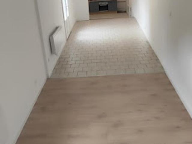 Location Appartement 3 pièces 85.87 m2 Sin le Noble