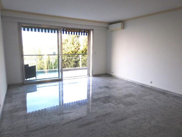Location Appartement 3 pièces 85m² CANNES 06400
