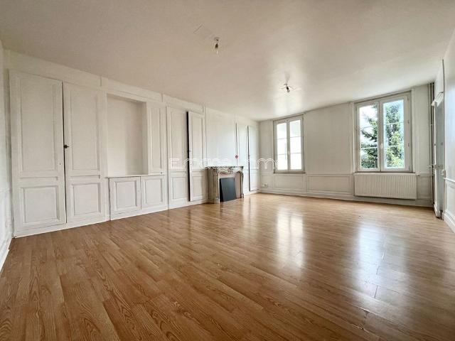 Location Appartement 3 pièces 85m² DEVILLE LES ROUEN 76250