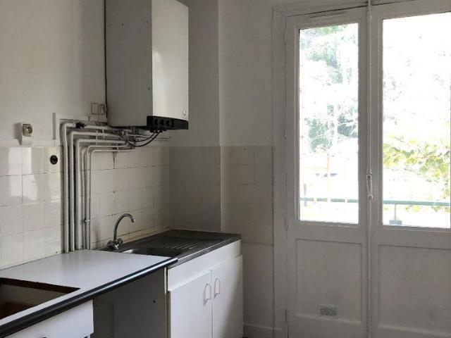 Location Appartement 3 pièces 85m² ST ETIENNE 42000