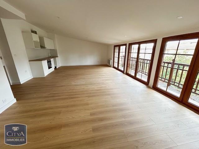 Location Appartement 3 pièces 85m² PAMIERS 09100