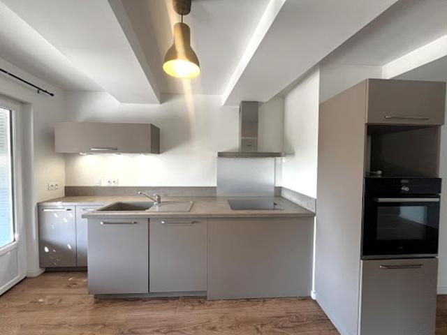 Location Appartement 3 pièces 86.69 m2 Pierrevert