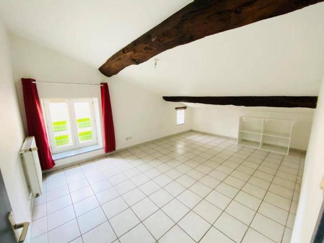 Location appartement 3 pièces 86.08 m² à Mâcon 71000 4 520 €
