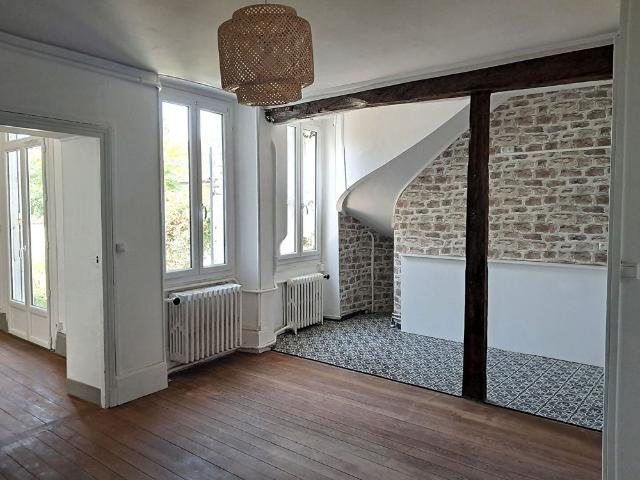Location Appartement 3 pièces 86m²
