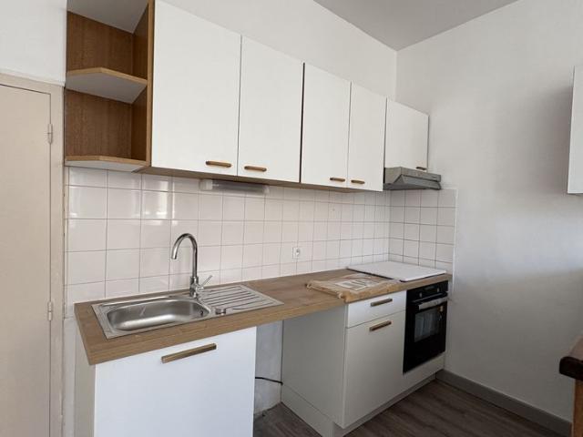 Location Appartement 3 pièces 86m² CASTELNAUDARY 11400