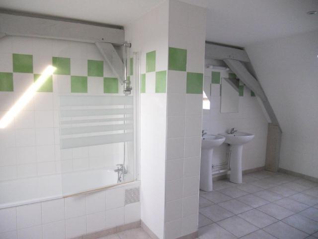 Location Appartement 3 pièces 86m² ST OMER 62500