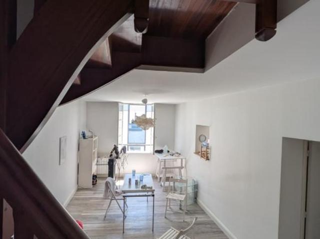 Location Appartement 3 pièces 86m² TOURS 37000
