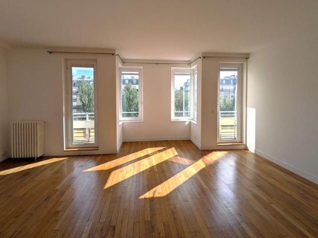 Location Appartement 3 pièces 88m² PARIS 16ème