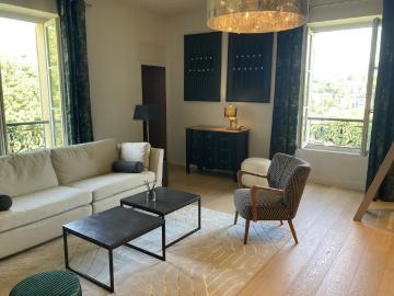 Location Appartement 3 pièces 89m² CALUIRE ET CUIRE 69300