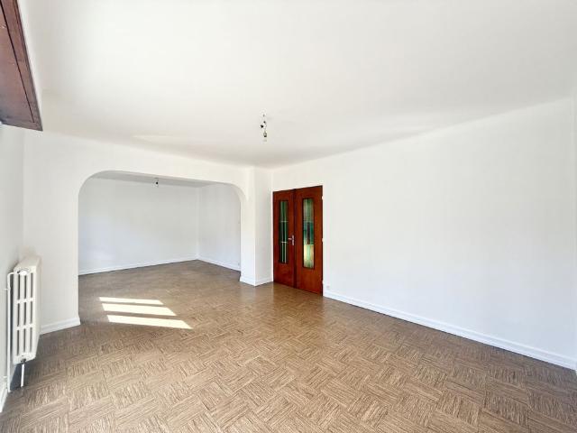 Location Appartement 3 pièces 93m² MITTELHAUSBERGEN 67206