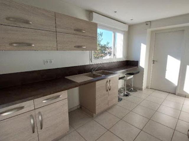 Location Appartement 3 pièces 90.6 m2 Manosque