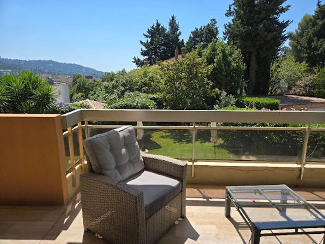 Location Appartement 3 pièces 90 m2 Le Cannet
