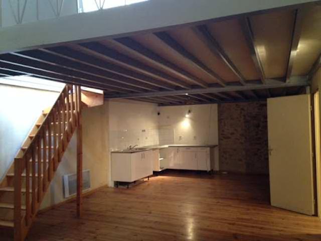 Location Appartement 3 pièces 90 m2 Luc sur Orbieu
