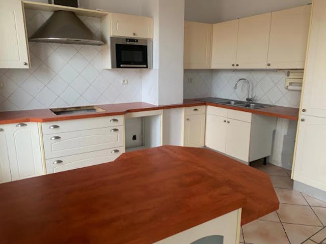 Location Appartement 3 pièces 90 m2 Perpignan