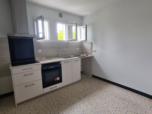 Location Appartement 3 pièces 90m² BRIVE LA GAILLARDE 19100