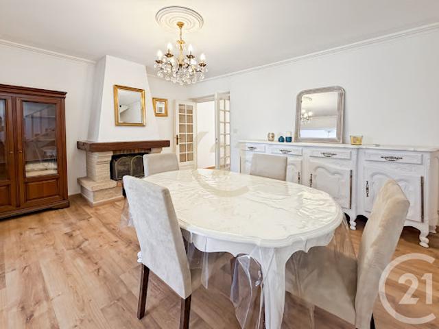 Location Appartement 3 pièces 91.35 m2 Saint Florent
