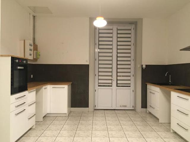 Location Appartement 3 pièces 91 m2 Rive de Gier