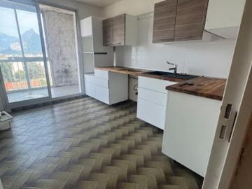 Location Appartement 3 pièces 91 m2 Seyssins