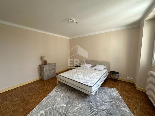 Location Appartement 3 pièces 92m²