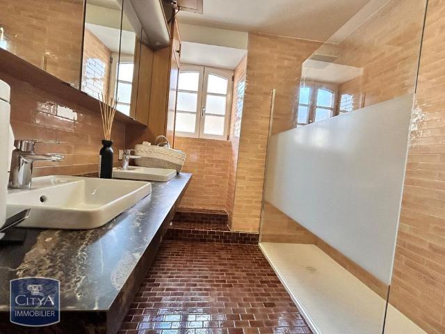 Location Appartement 3 pièces 92m² BRIVE LA GAILLARDE 19100