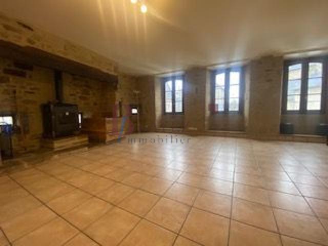 Location Appartement 3 pièces 97.9 m2 Treignac