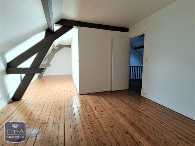 Location Appartement 3 pièces 97m² GUEUX 51390
