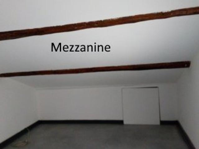 Location Appartement 3 pièces 98 m2 Le Rove