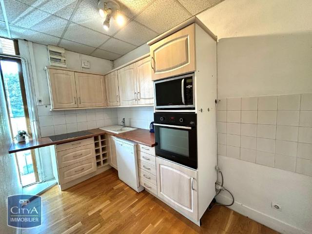 Location Appartement 3 pièces 98m² FIRMINY 42700