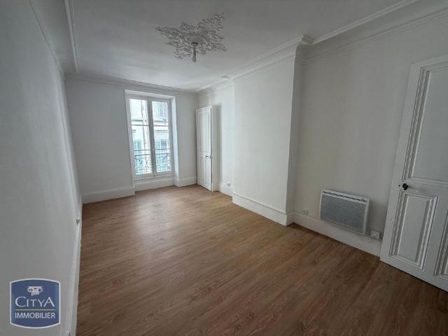 Location Appartement 3 pièces 98m² MARSEILLE 2ème