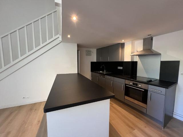 Location Appartement 3 pièces 98m² SETE 34200