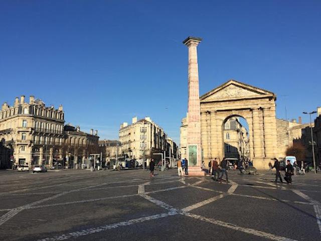 Location Appartement 3 pièces 0 m2 Bordeaux