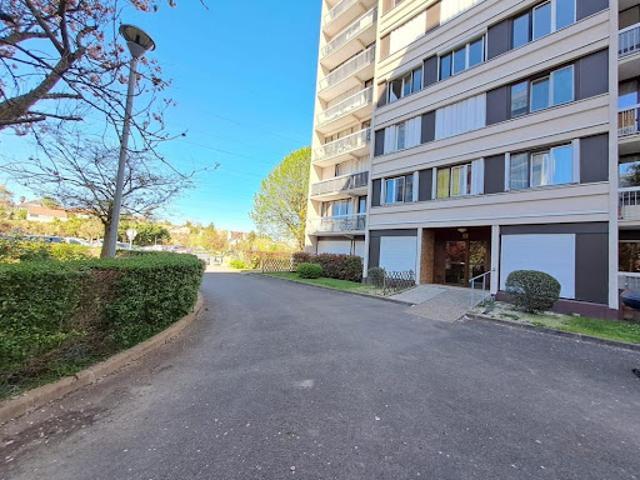 Location Appartement 3 pièces 0 m2 Chelles