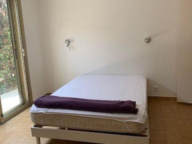 Location Appartement 3 pièces 100 m2 Saint Laurent du Var