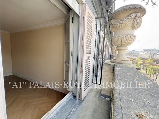 Location Appartement 3 pièces 101.19 m2 Paris 1er