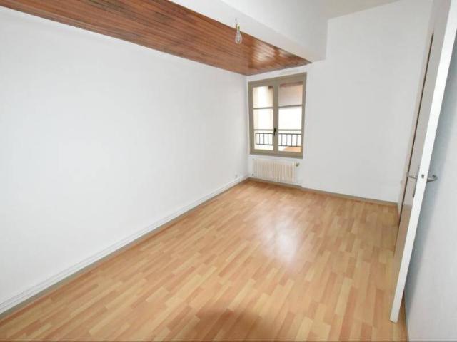 Location appartement 3 pièces 102.27 m² à Cluny 71250 5 710 €